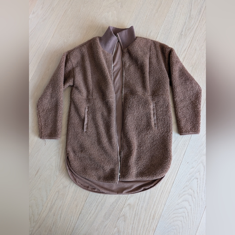 Rw&Co. Cozy Brown Teddy Fleece Zip Jacket. Size Medium.